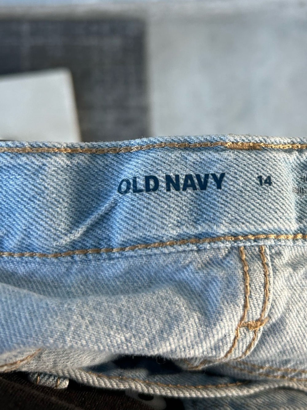 Girl’s Old Navy High Rise Built In Tough Denim Shorts Size 14 Exposed Pockets - Picture 3 of 5